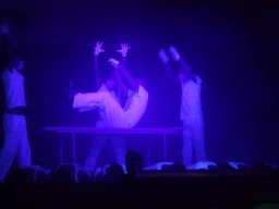 035